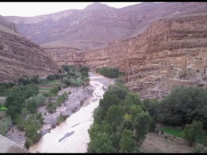 پانسیون Gite D Etape Amced