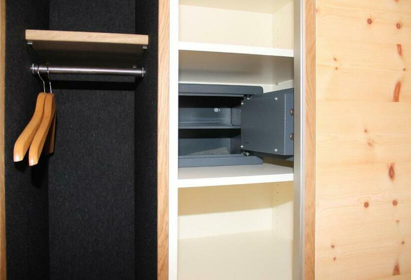 Пансион Gästehaus Sinz