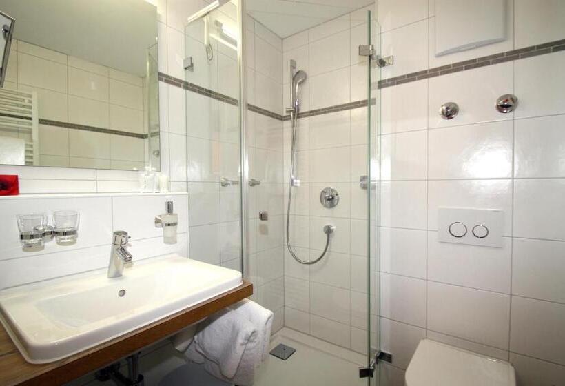 Пансион Gästehaus Sinz