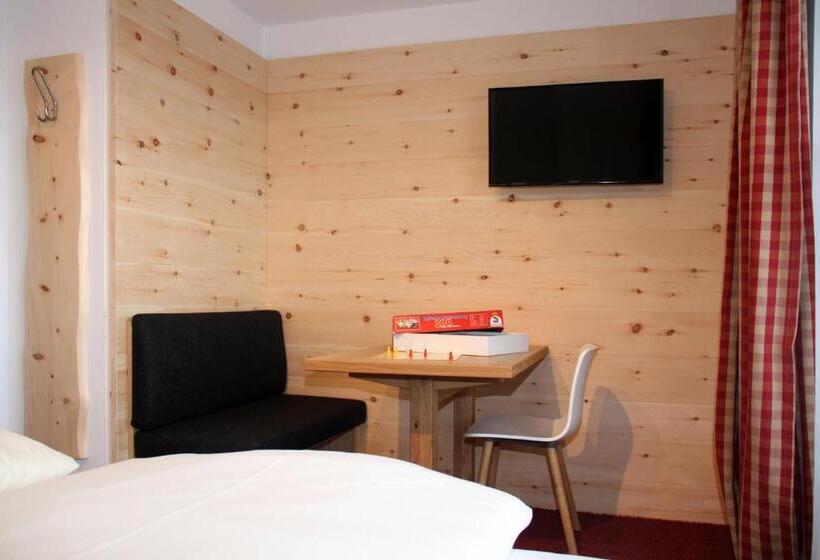 Пансион Gästehaus Sinz