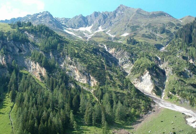 پانسیون Haus Erna