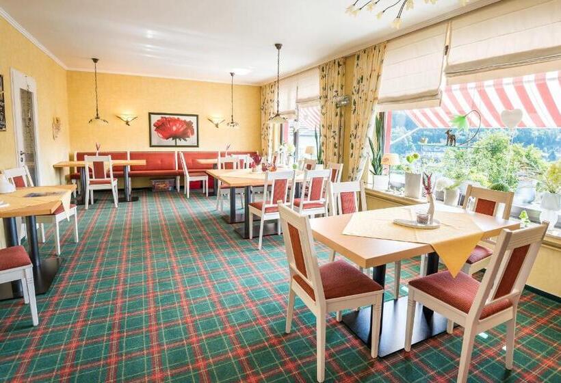 ペンション Haus Quentin