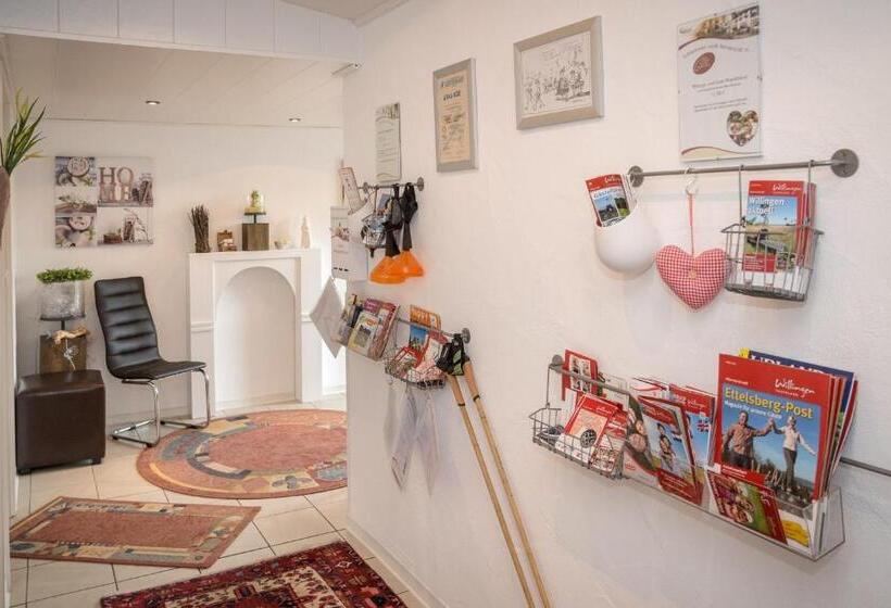 ペンション Haus Quentin