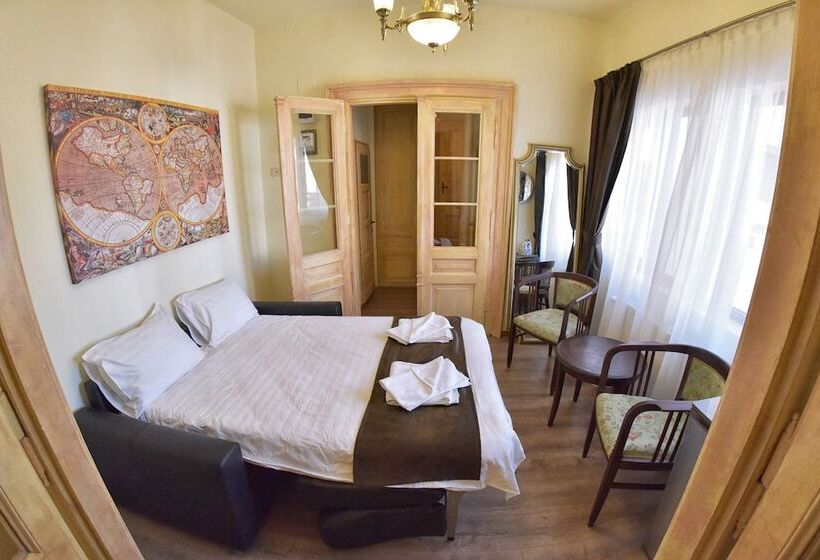 ペンション La Maisonnette