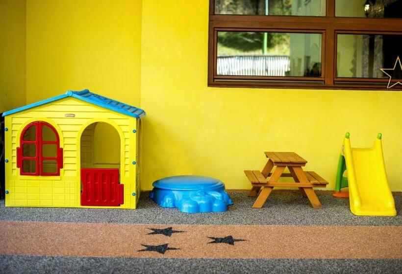 펜션 Penzión štrba