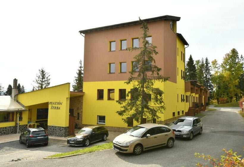 펜션 Penzión štrba