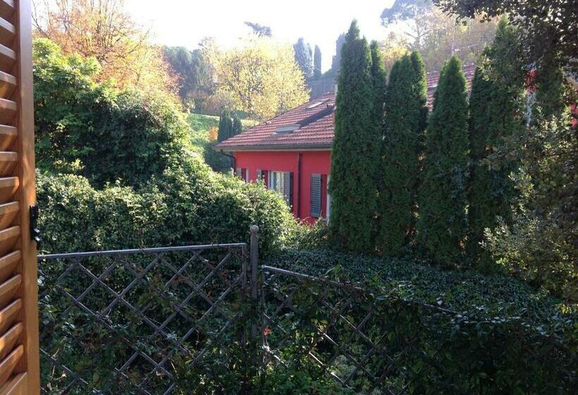 住宿加早餐  Al Chiarè