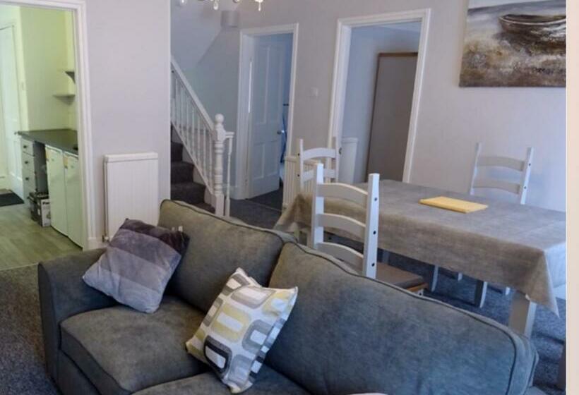 Bed and Breakfast Beechwood House