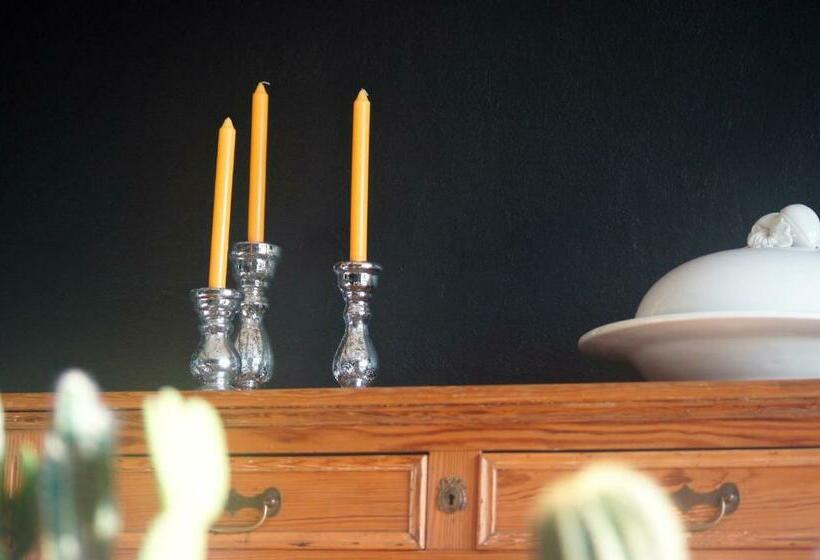 Bed and Breakfast Chambres D Hôtes La Parenthèse