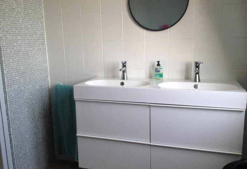 Bed and Breakfast Chambres D Hôtes La Parenthèse