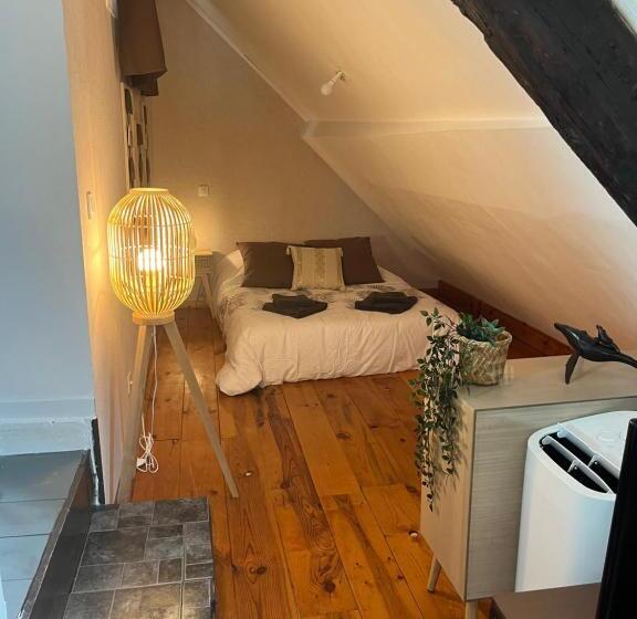 ベッドアンドブレックファースト Couette Et Tartine