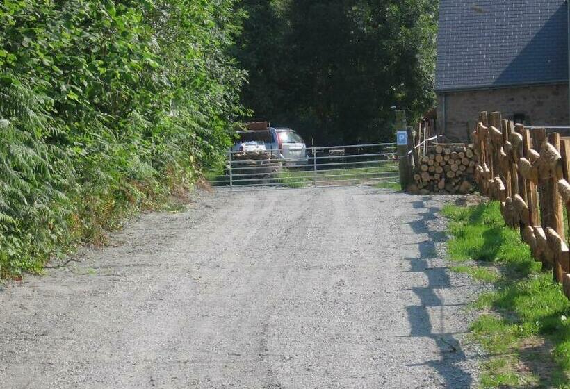 مبيت وإفطار Domaine Du Breuil