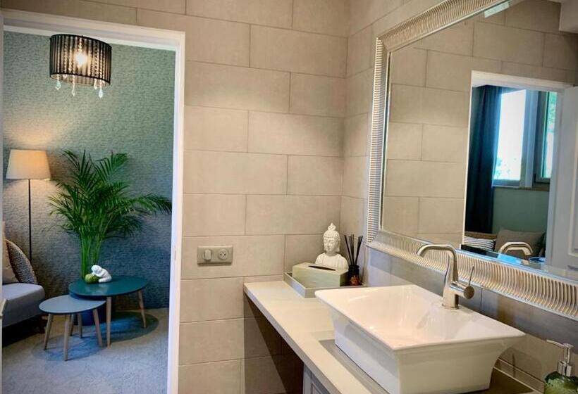 Bed and Breakfast La Bastide De Barbizon