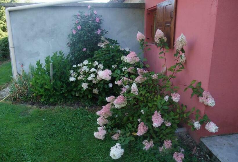 住宿加早餐  La Maison Du L.a.c