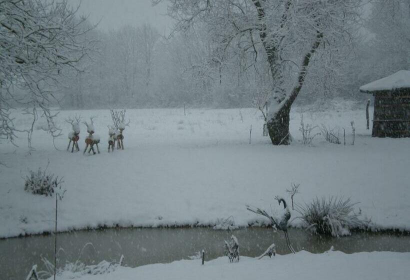 住宿加早餐  La Maison Du L.a.c