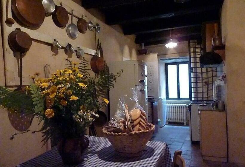 مبيت وإفطار La Preta Nera