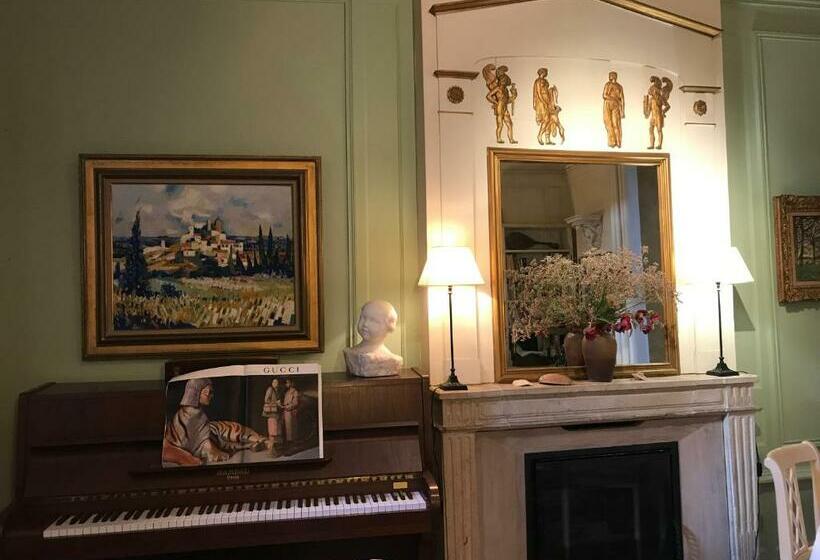 민박 Logis Saint Flaceau