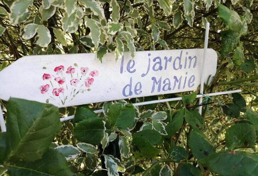 مبيت وإفطار Maison D Hôtes Les Vallées