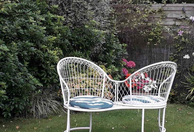 مبيت وإفطار Maison D Hôtes Les Vallées