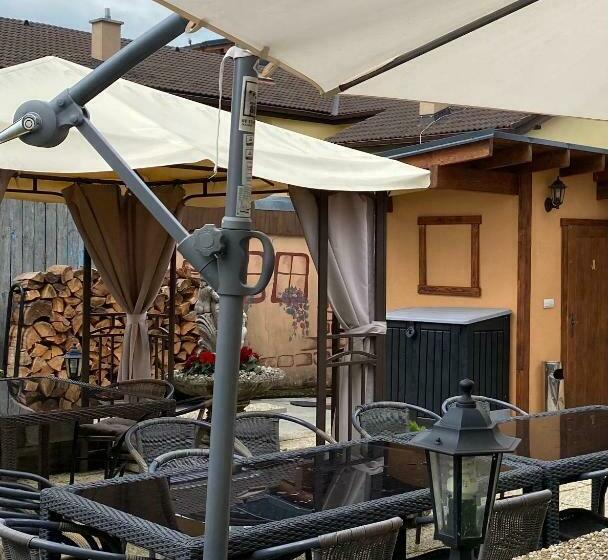 住宿加早餐  Penzión Vila Petra Bed&breakfast