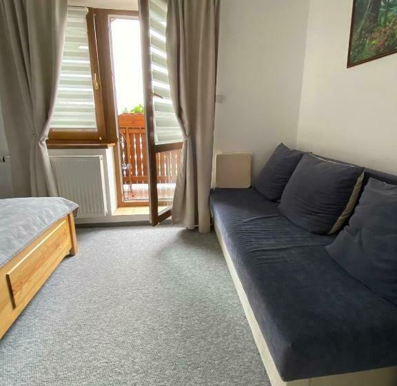 צימר Penzión Vila Petra Bed&breakfast