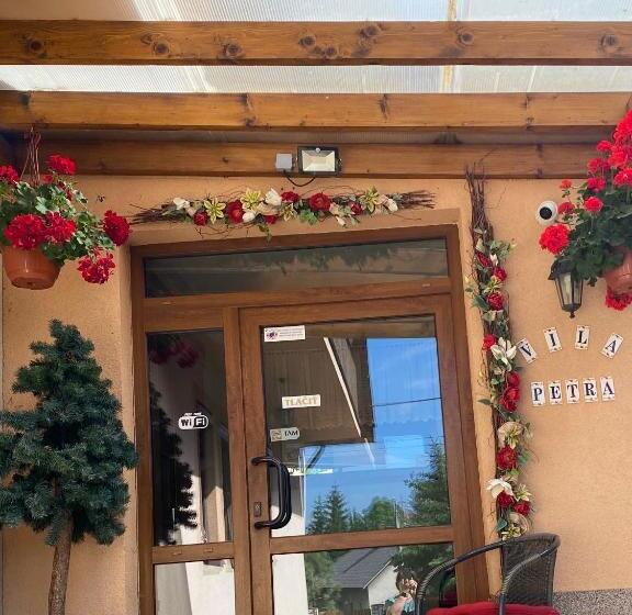 住宿加早餐  Penzión Vila Petra Bed&breakfast