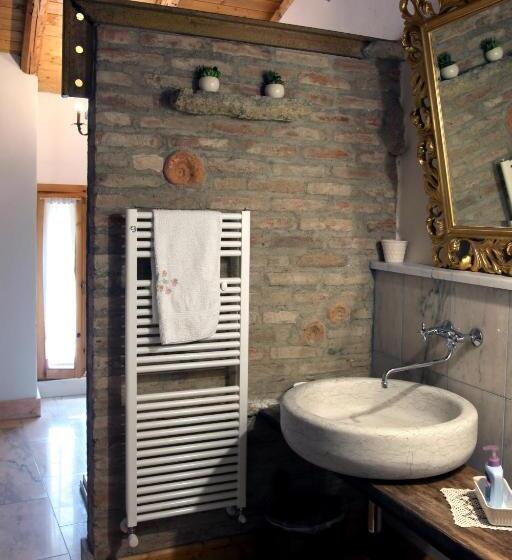 Dd Clara Bed And Breakfast