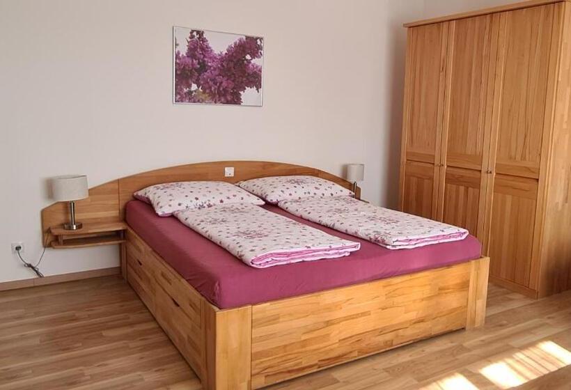 Frühstückspension Täuber