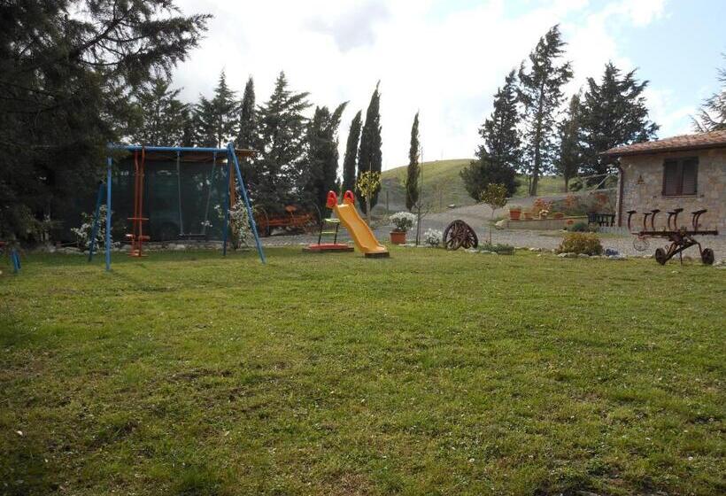 فندق Agriturismo Collomici