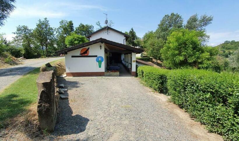 호텔 Agriturismo Il Burlino Apartments