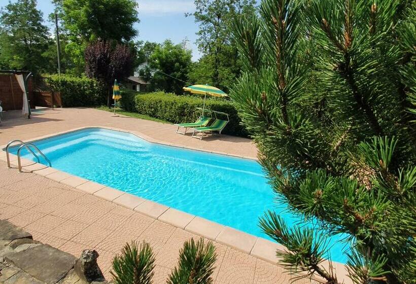 호텔 Agriturismo Il Burlino Apartments