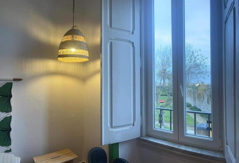 Peniche Hostel
