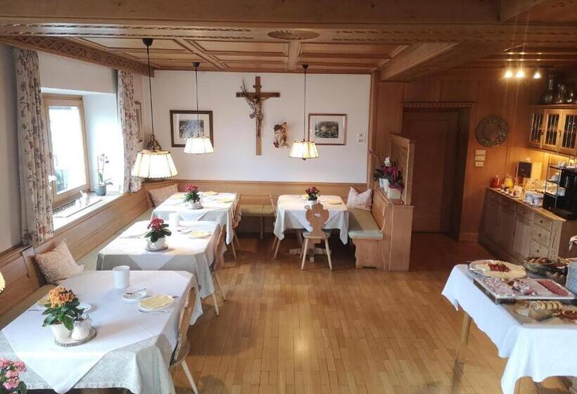 پانسیون Active B&b Prairerhof