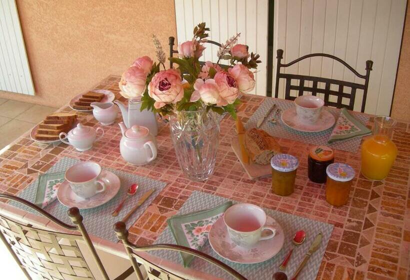 Пансион B&b Villa Les Tamaris