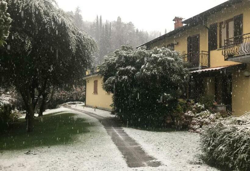 פנסיון Casa Pini