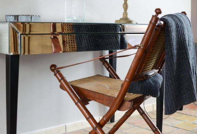 پانسیون Chambres Houdaille