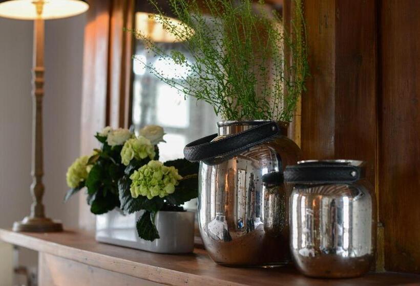 پانسیون Chambres Houdaille