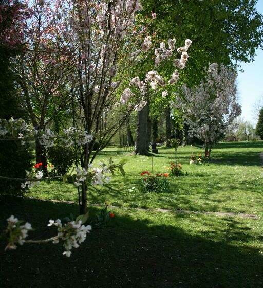 Пансион Château Du Clos Mortier