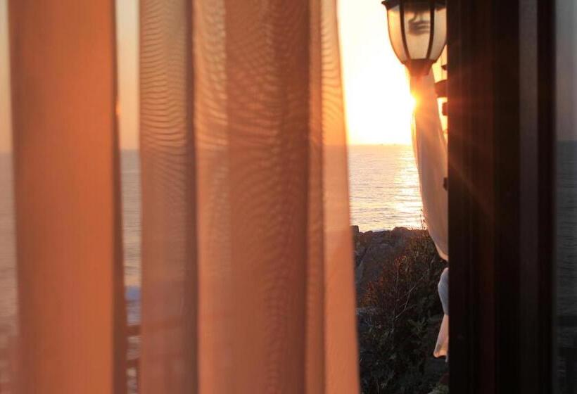 Пансион Deep Blue Guest House