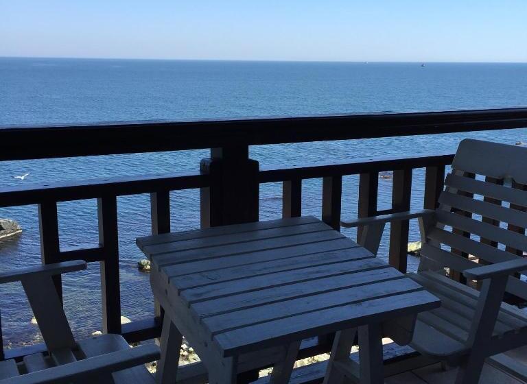 Пансион Deep Blue Guest House