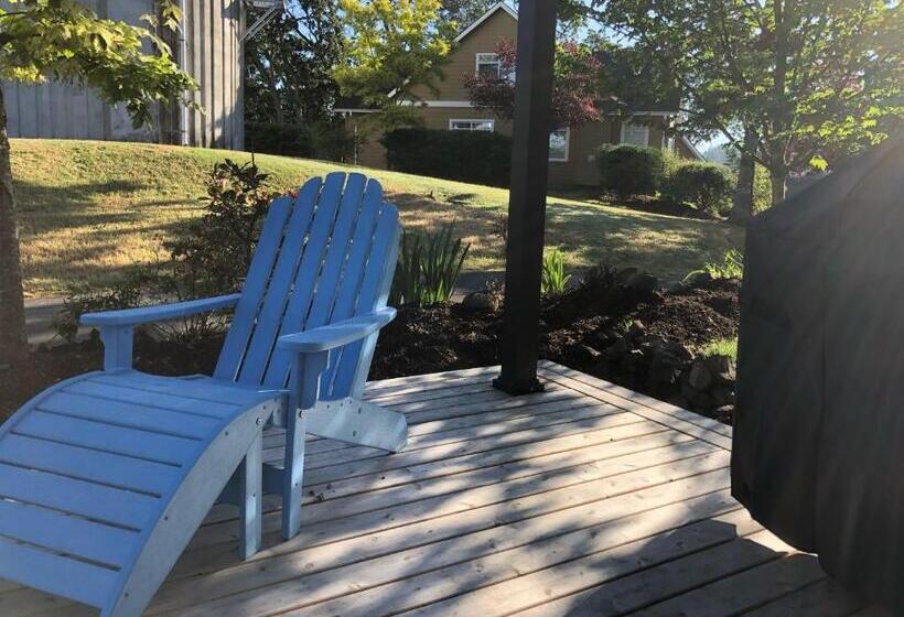 بنسيون Eaglenest Manor Cowichan