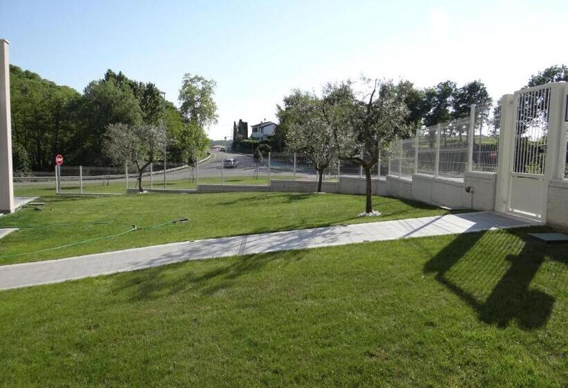 펜션 Nuovo Laghetto Del Frassino