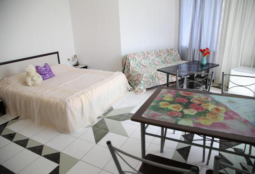 펜션 Popov Guest House