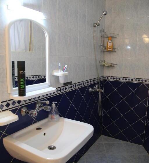 펜션 Popov Guest House