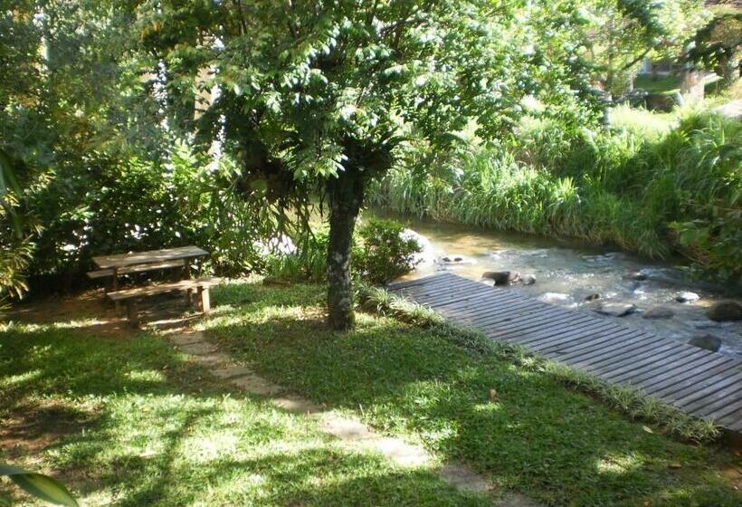 פנסיון Pousada Flor Do Mato