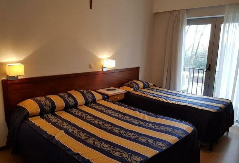 膳宿费 Residencial Coroa D Ouro