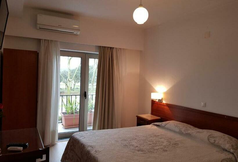 膳宿费 Residencial Coroa D Ouro