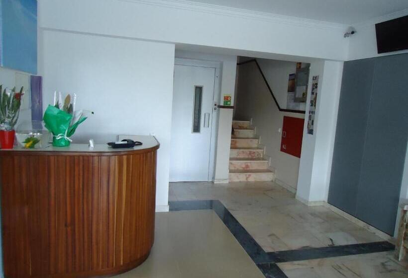 膳宿费 Residencial Coroa D Ouro