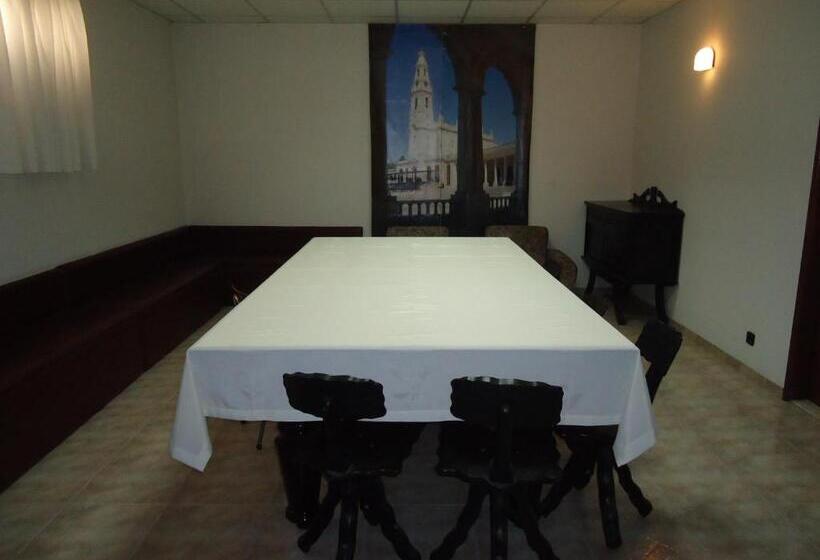 膳宿费 Residencial Coroa D Ouro