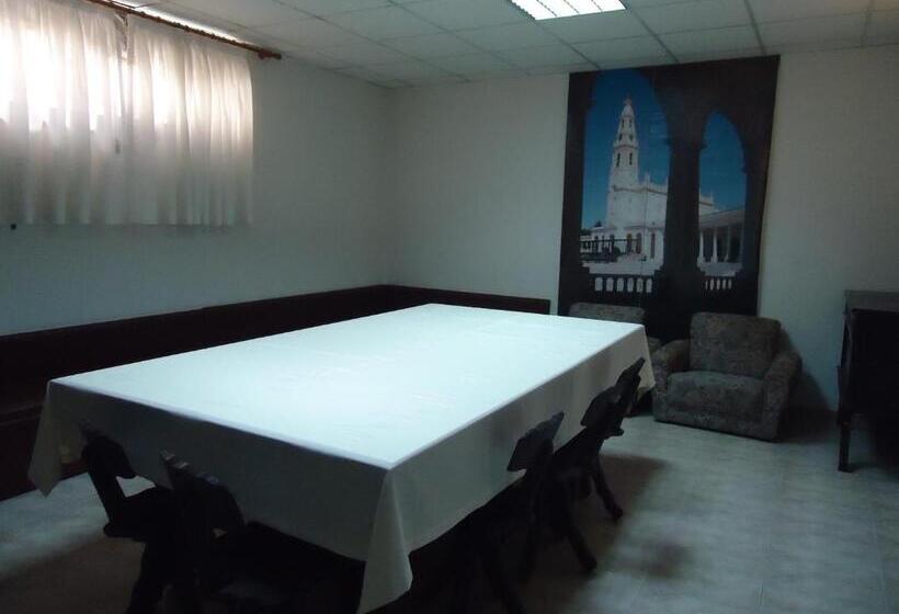 膳宿费 Residencial Coroa D Ouro